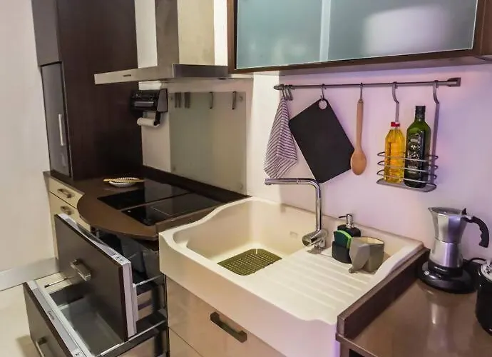 Sh La Casa Del Capitan. Cerca De La Catedral.