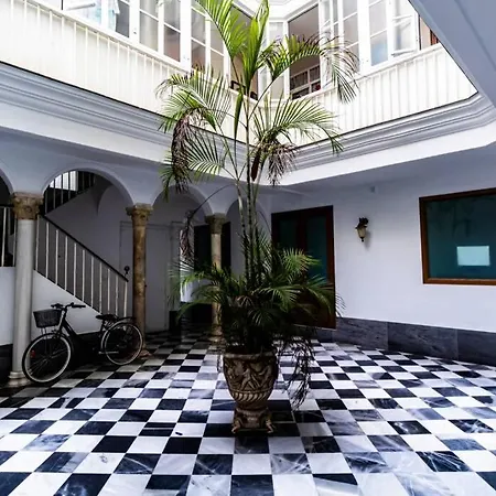 Apartamento Simplyhosted La Casa Del Capitán Cádiz