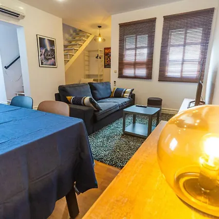 Simplyhosted La Casa Del Capitán Apartamento Cádiz