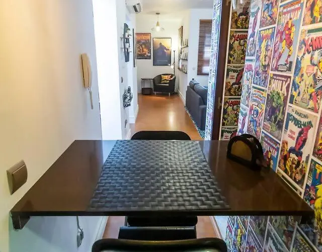 Sh La Casa Del Capitan. Cerca De La Catedral. * カディス